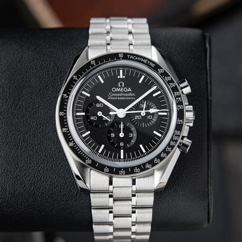 omega speedmaster moonwatch professional price